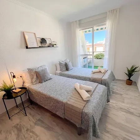 דירה Playaquebrada & Pool Cozy Flat